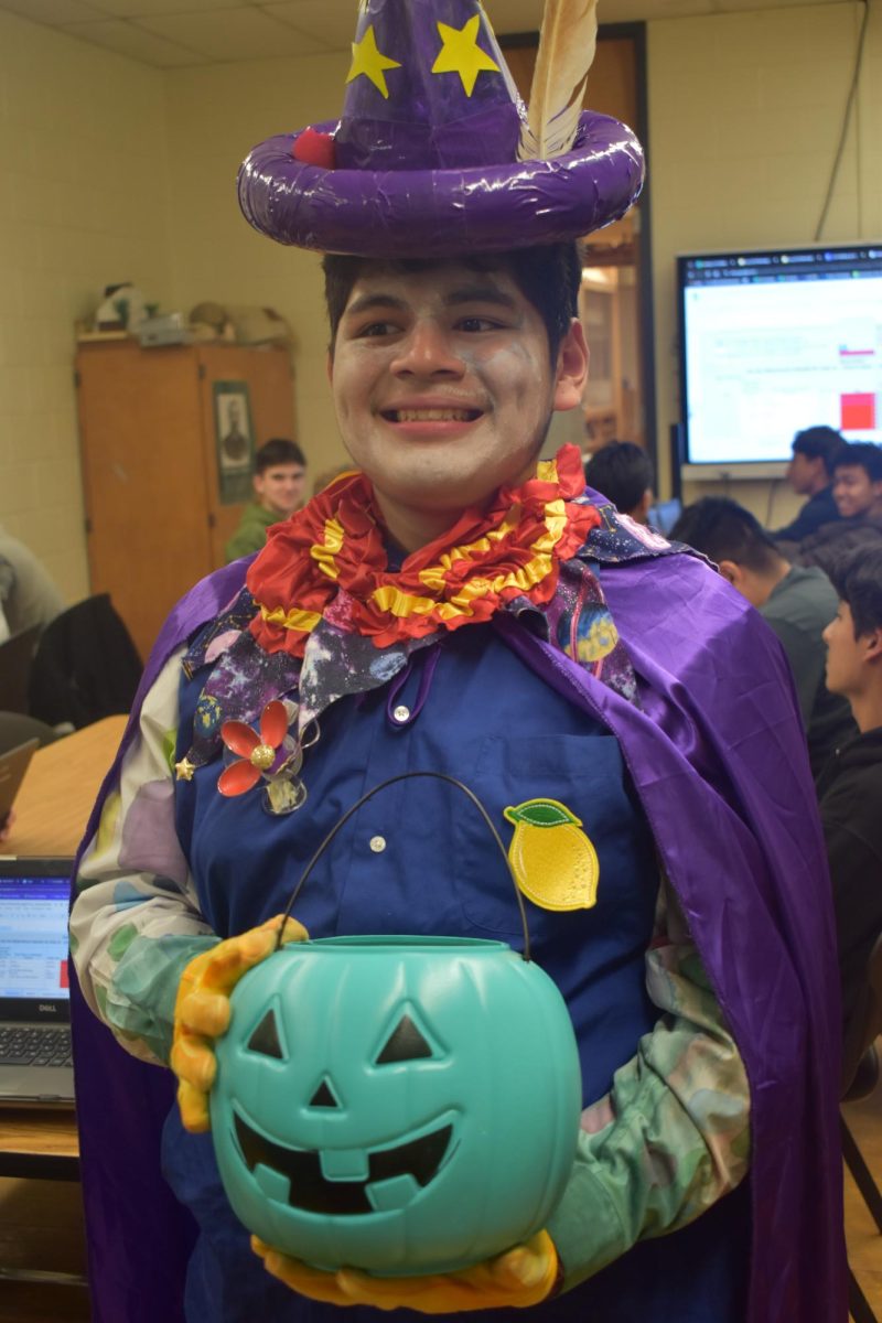 Dario Rojas as a Clown Wizard (First Place Winner)